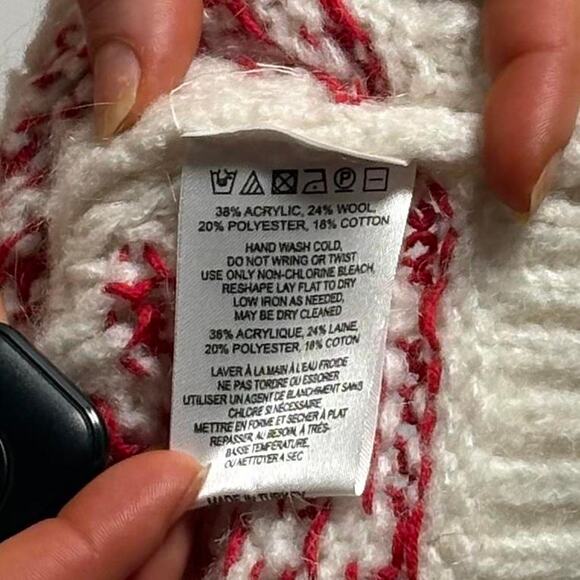 Cooperative red geometric crop sweater - Picture 7 of 7